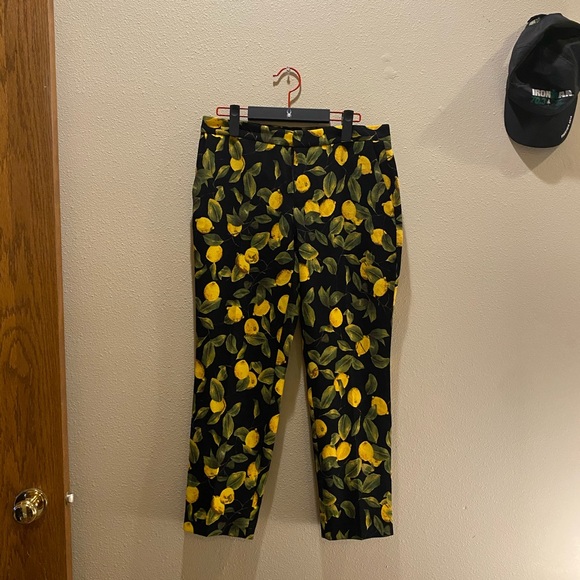 Zara Italy Lemon Trousers - Picture 2 of 4